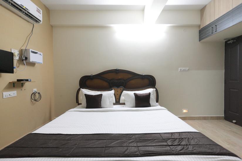 Sai Krishnas Nithyalayam Guest house Chennai